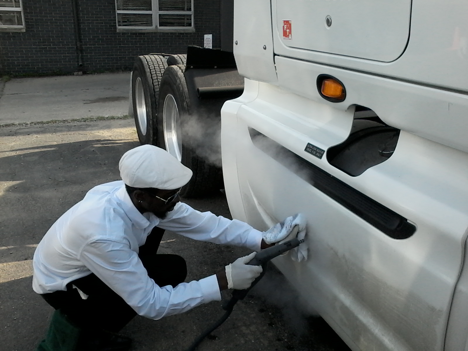 7 Things to Consider in a Truck Wash Near You DetailXPerts We Bring