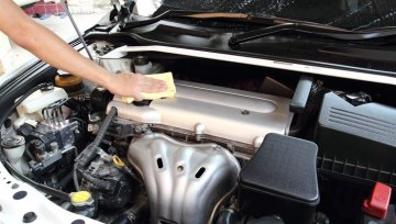 How to Make a Homemade Engine Degreaser