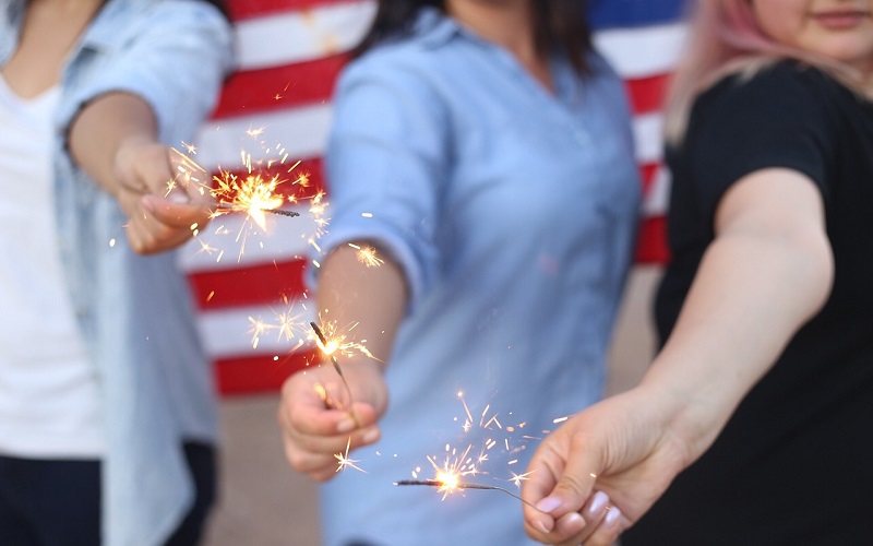 Independence Day Deal Offers for Autos