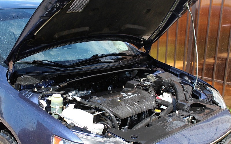 8 Steps to Clean That Engine Bay, Articles