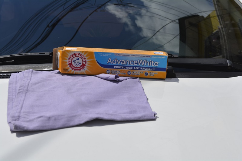 Remove Scratches & Scuff Marks in Your Car's Paint Job with Toothpaste «  MacGyverisms :: WonderHowTo