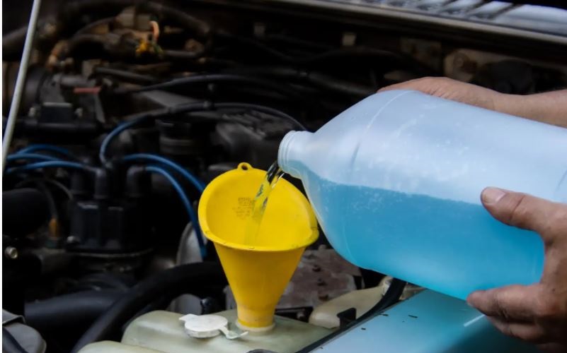 How to Recognize a Good Windshield Washer Fluid